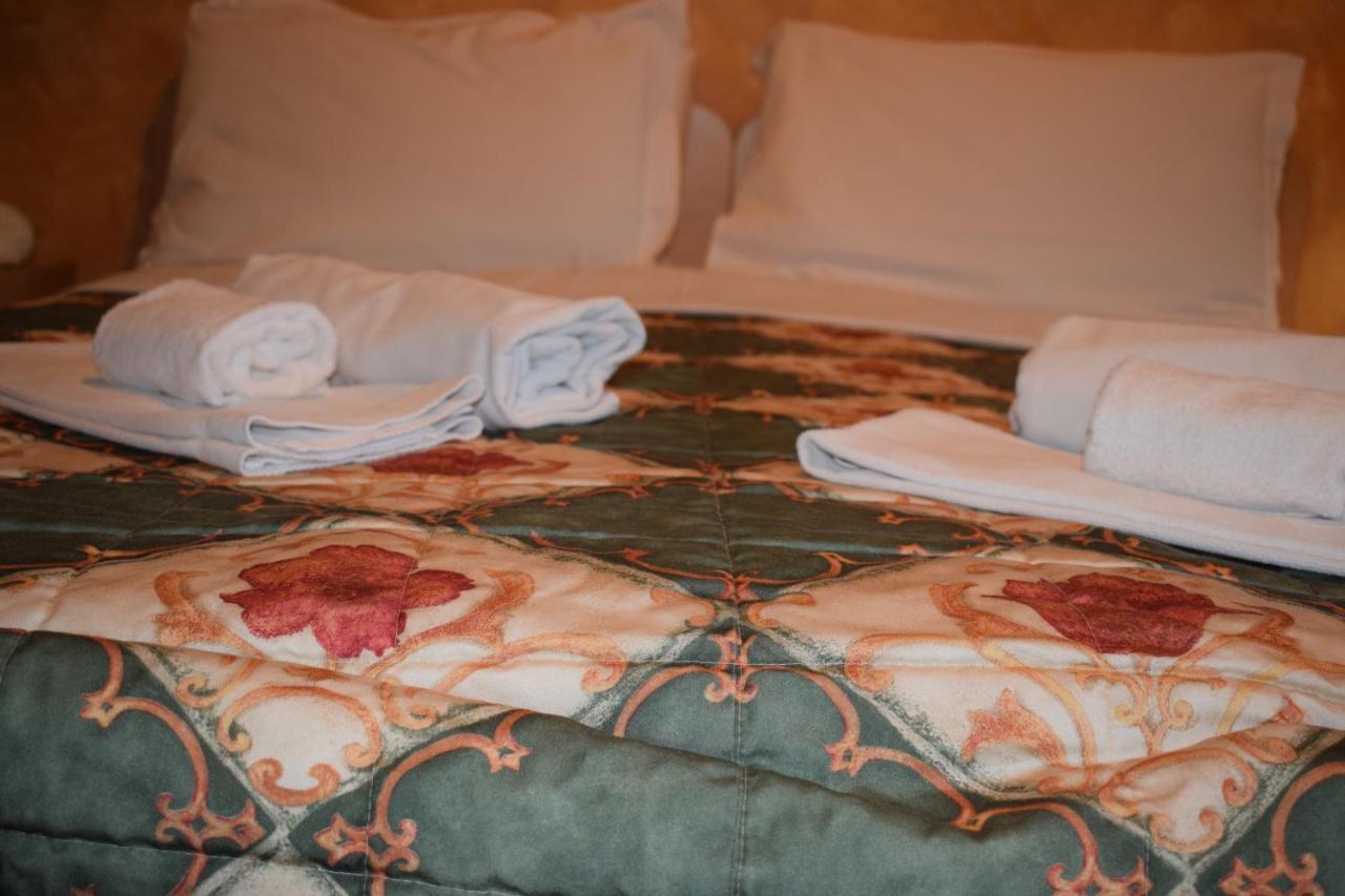 Hostel Il Tetto Melfi Luaran gambar
