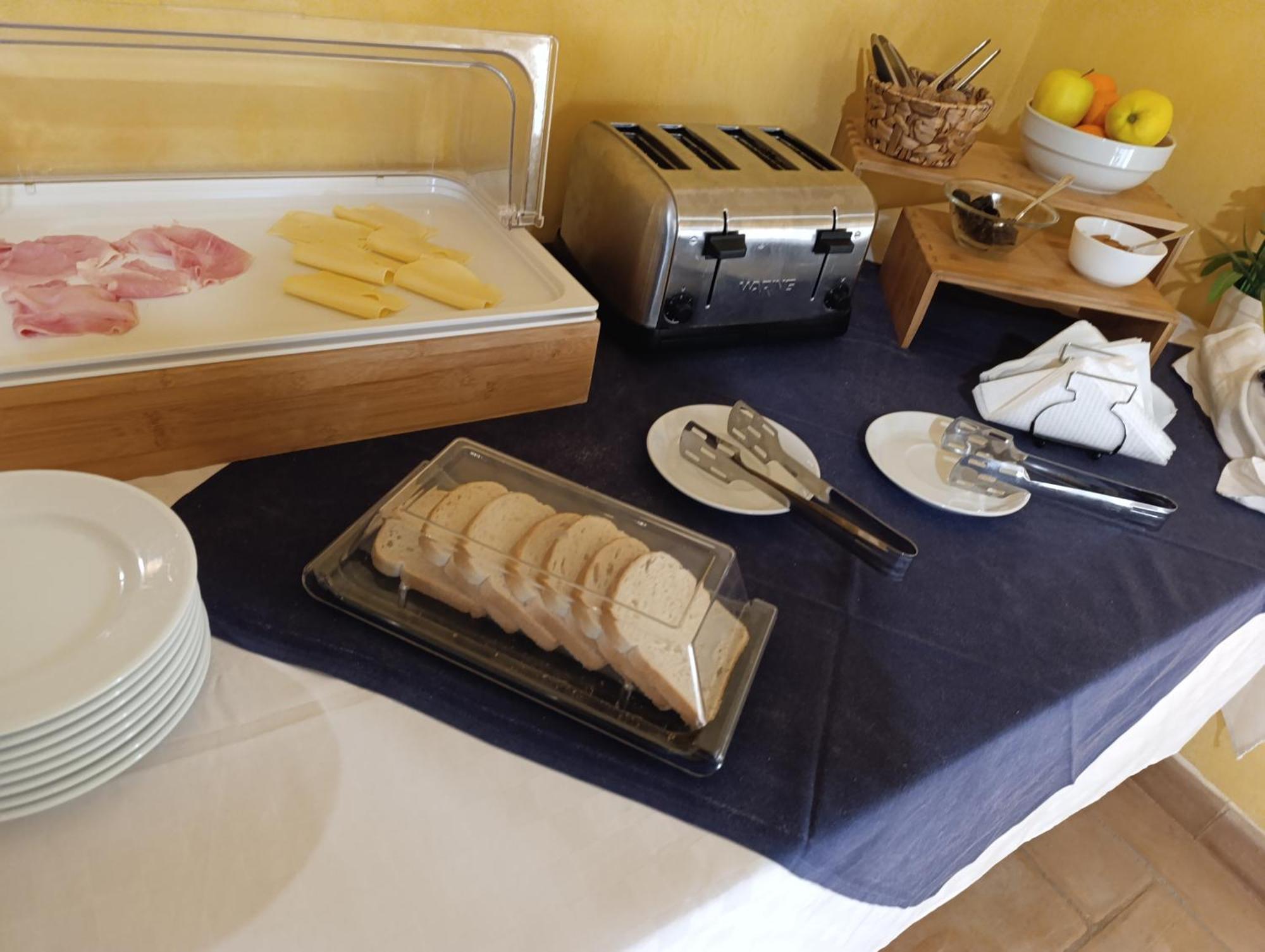 Hostel Il Tetto Melfi Luaran gambar